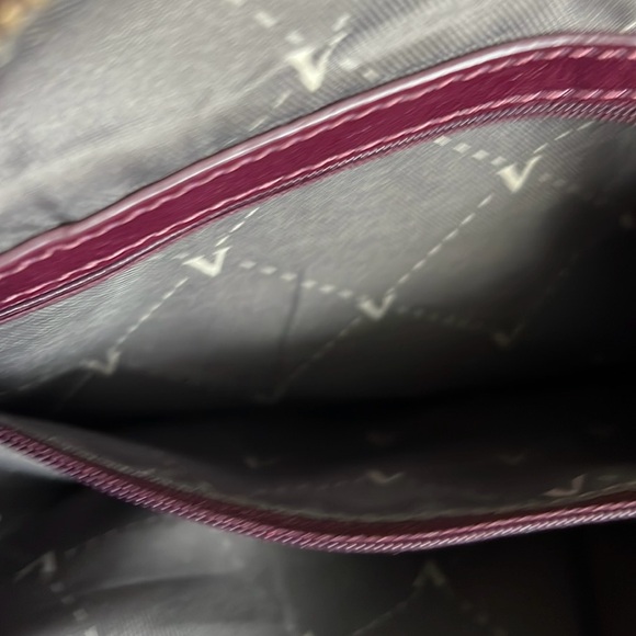 Vince Camuto New York Handbag, 100% Leather, burgundy color, - Picture 13 of 16